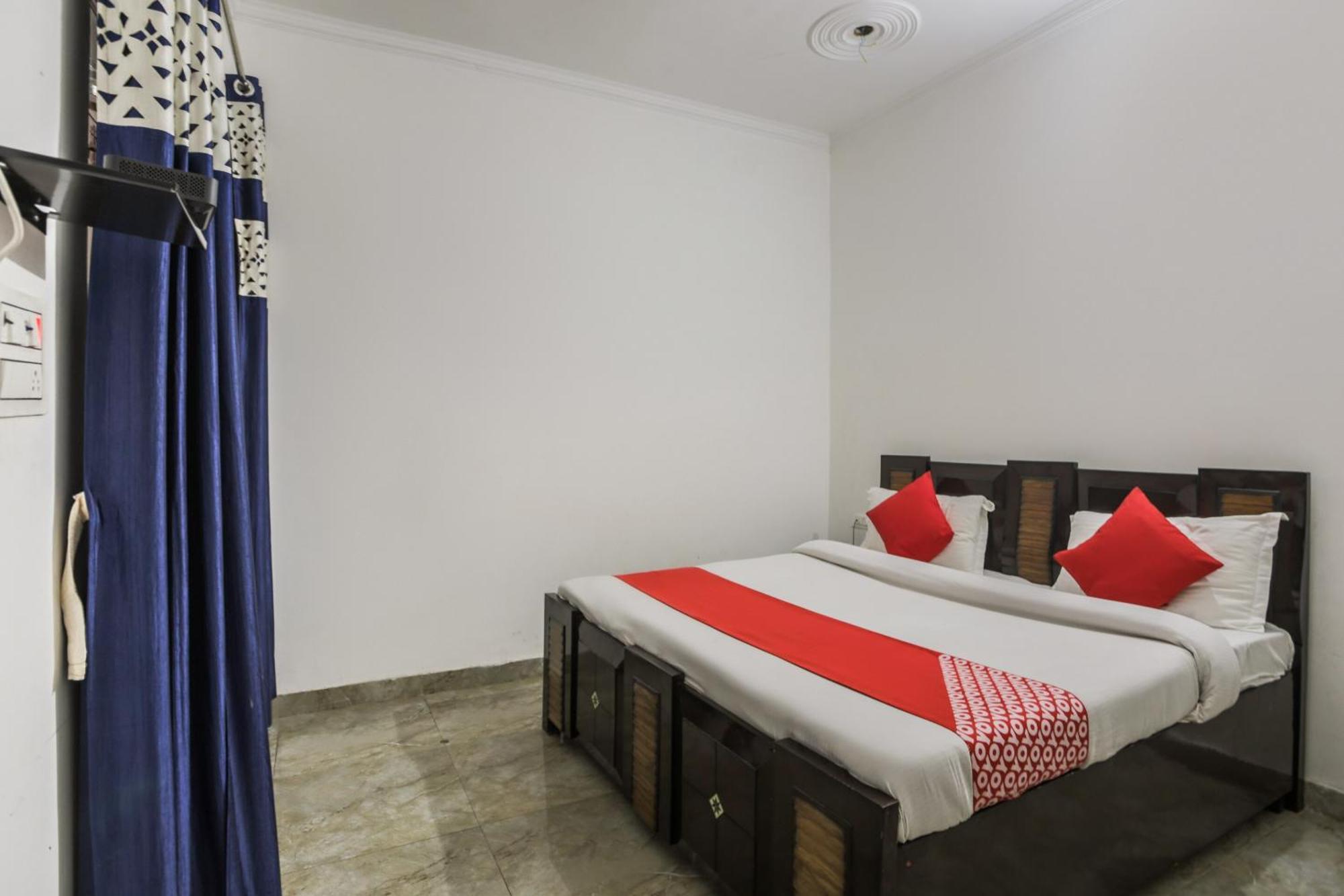 Hotel O Aarush Jhajhar Esterno foto